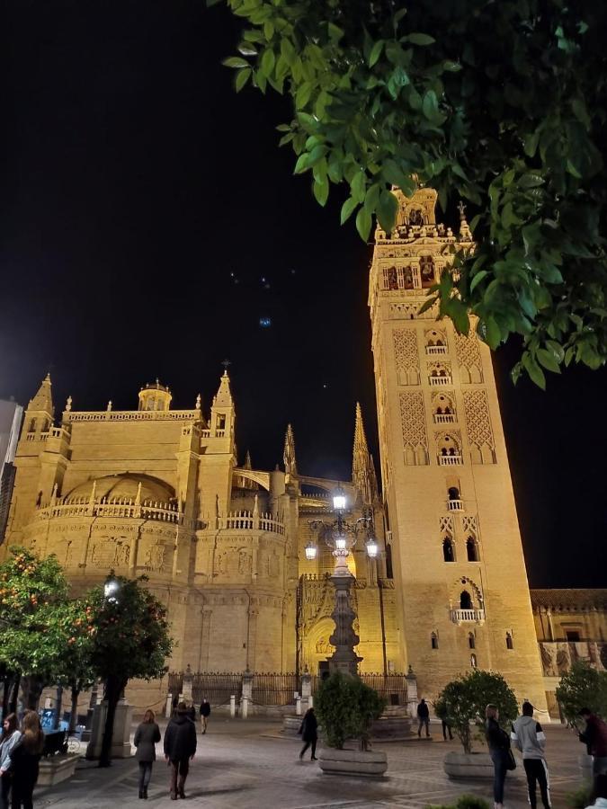Apartamento Living Triana House Sevilla Exterior foto